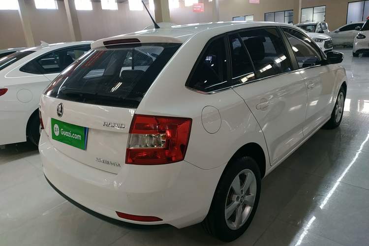 Used Skoda Rapid Spaceback 2018 1.6L Automatic Comfort Edition