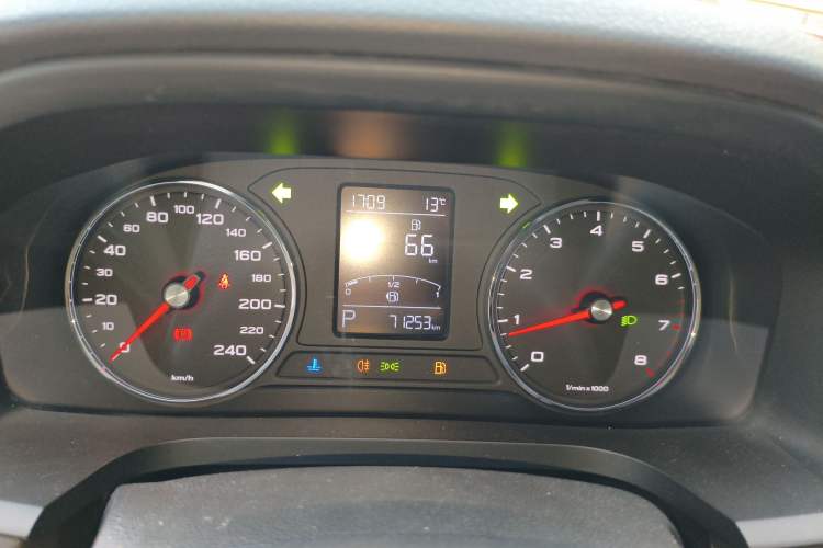 Used Roewe i6 2017 20T Automatic Internet Smart Edition