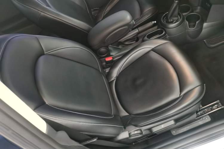 Used  MINI 2014 1.2T ONE
