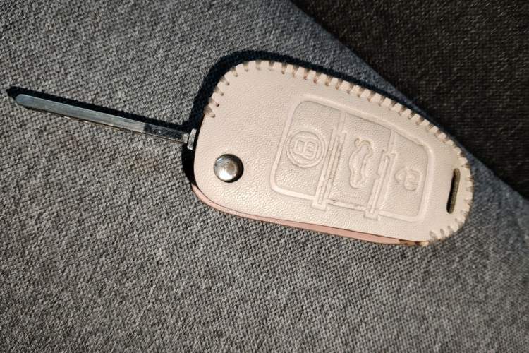 Used Chery QQ Ice Cream 2022 120km Conical Shape Lithium Iron Phosphate