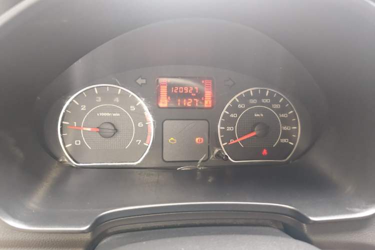 Used Wuling Hongguang V 2019 1.5L Jingqu Version China VI LAR
