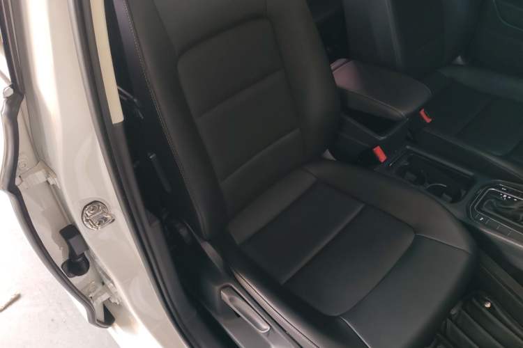 Used Volkswagen Golf Sportsvan 2019 280TSI Automatic Trendy Edition China V Standard
