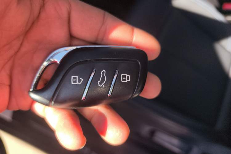 Used Roewe RX5 2022 330TGI Automatic National Style Edition
