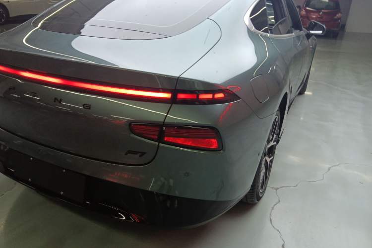 Used XPeng P7 2023 P7i 702 Pro