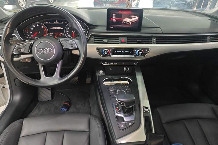 Used Audi A5 2017 Sportback 40 TFSI Fashion Model
