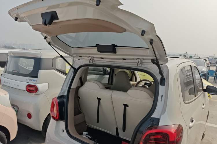 Used Wuling Hongguang MINIEV 2025 Four-Door Version Advanced Edition
