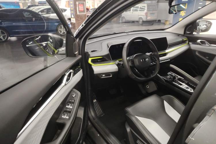 Used Geely Auto Coolray 2022 Bin Yue COOL 1.5TD DCT Hot Engine Edition