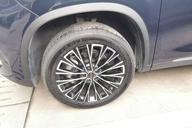 Used  Lingyun 2025 300T Two-Wheel Drive Starry Edition
