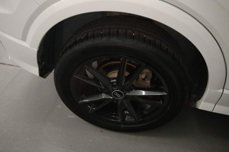 Used Audi Q2L 2022 35 TFSI Progressive Dynamic Edition
