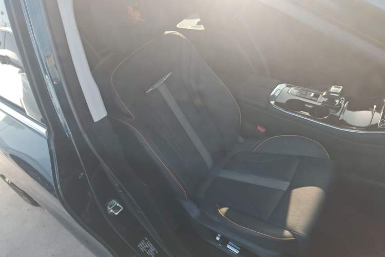 Used FORTHING Yacht 2022 1.5T DCT Chasing-the-Waves Edition