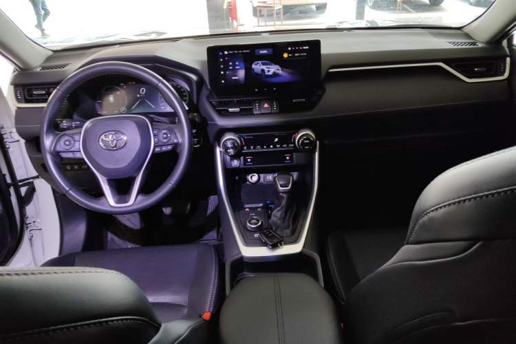 Used Toyota Wildlander 2023 Dual-Motor 2.5L E-CVT Four-Wheel Drive Prestige Edition
