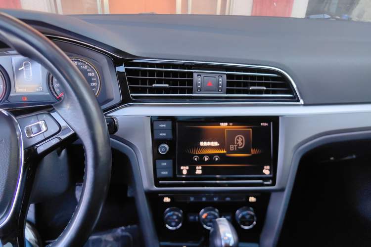 Used Volkswagen Lamando 2019 280TSI DSG Comfort Edition China VI standard