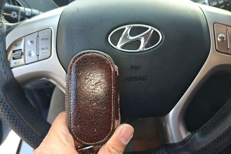 Used Hyundai ix35 2015 2.0L Automatic 2WD Smart Type China IV
