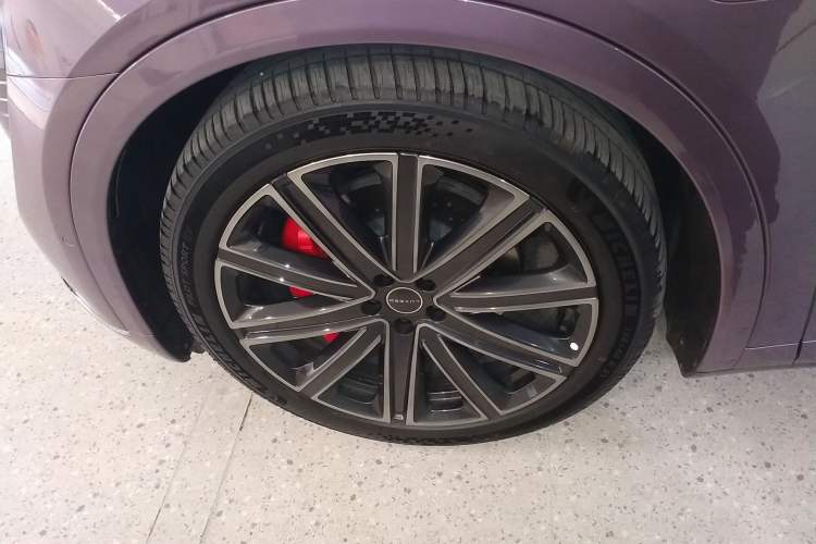 Used Hima Luxeed R7 2025 Extended-Range 331km Ultra
