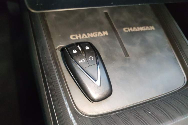 Used Changan Eado 2025 Blue Whale 1.5T 500Bar Prestige Model
