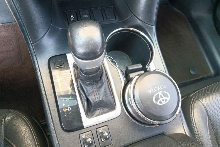 Used Toyota Highlander 2017 2.0T Two-Wheel Drive Luxury Edition 7 Seats
