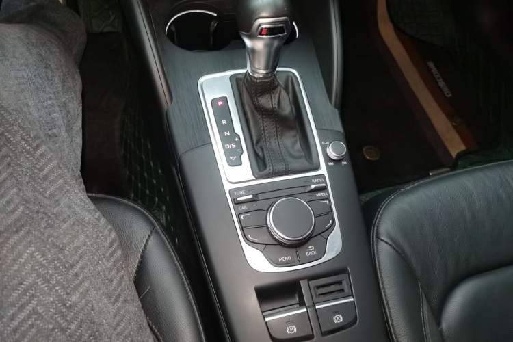 Used Audi A3 2015 Sportback 35 TFSI Millionth Anniversary Comfort Model