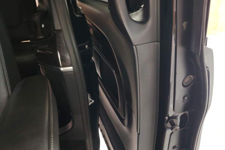 Used Mercedes-Benz V-Class 2018 V 260 L Prestige Extended Version China VI