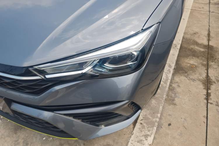 Used Roewe i5 2021 Revised Version 1.5L CVT Diamond Edition
