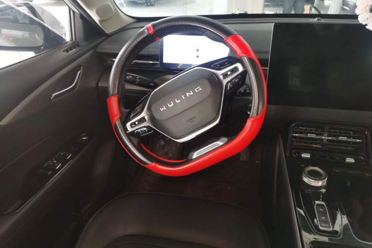 Used Wuling Xingguang 2024 Co-Creation Edition 510 Advanced Model