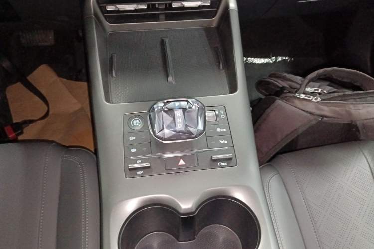 Used BYD Qin PLUS 2025 DM-i Smart Drive 55KM Leading Model
