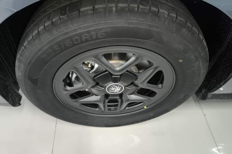 Used BYD Qin PLUS 2025 DM-i Smart Drive 55KM Leading Model
