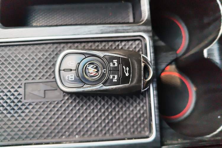 Used Buick GL8 2021 ES Landtrek 653T Luxury Model