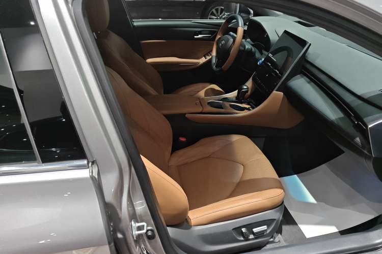 Used Toyota Avalon 2022 Dual-Engine 2.5L XLE Premium Edition
