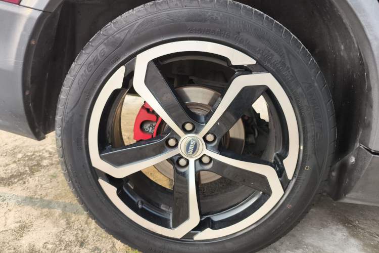 Used SWM X7 2018 1.5T Manual Luxury 7-Seater