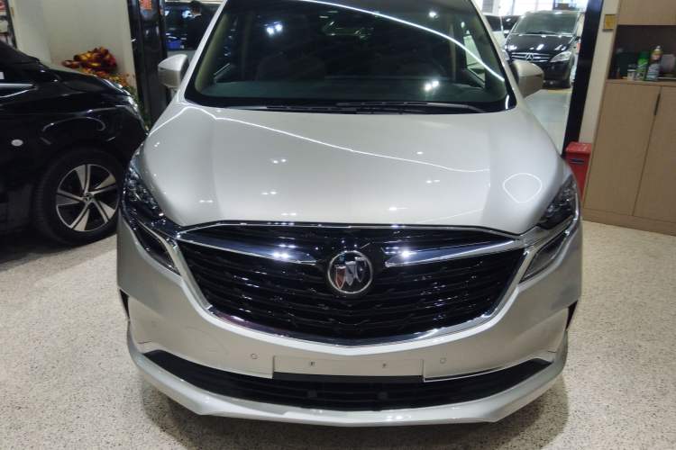 Used Buick GL8 2021 ES Landtrek 653T Luxury Model
