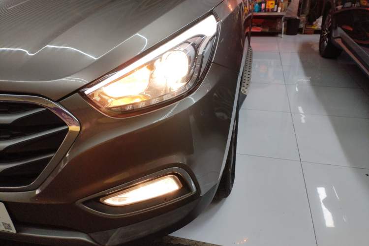 Used Hyundai ix35 2015 2.0L Automatic 2WD Smart Type China IV