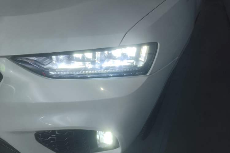 Used Wey VV7 2017 2.0T Flagship Edition
