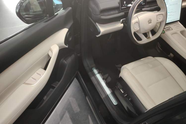 Used Nio ES6 2024 75 kWh