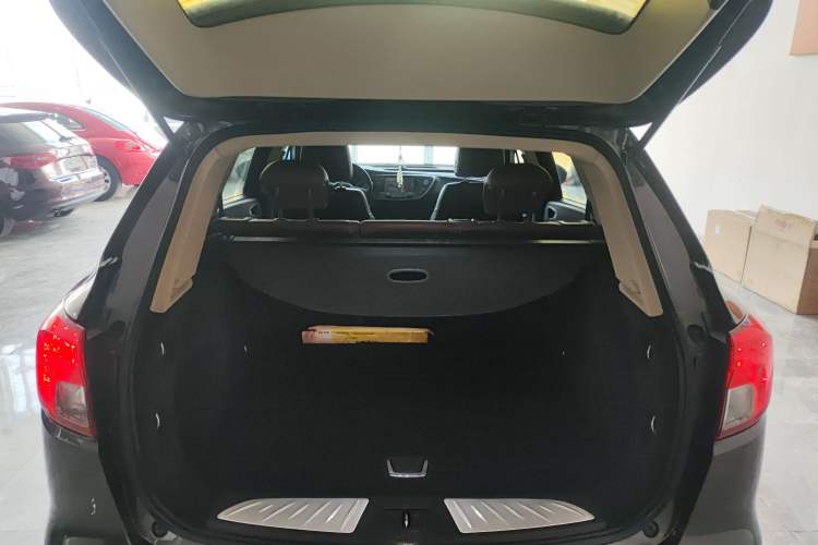 Used Buick Envision 2016 20T Two-Wheel-Drive Elite Model
