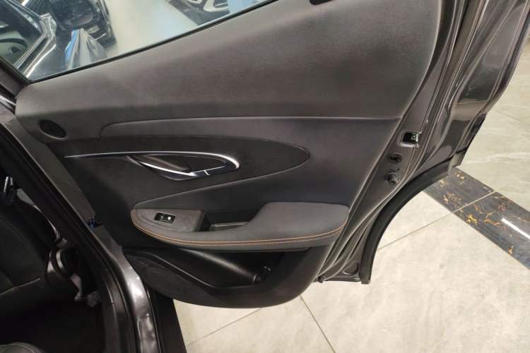 Used Changan UNI-T 2022 2.0T Prestige Version
