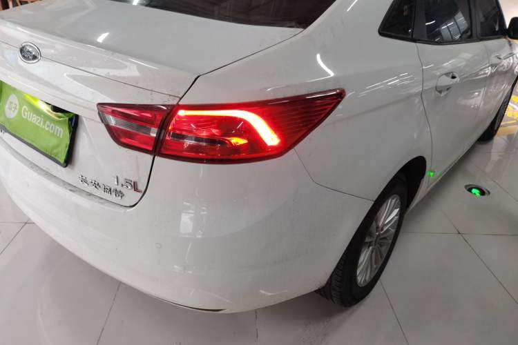 Used Ford Escort 2017 1.5L Manual Comfort Model
