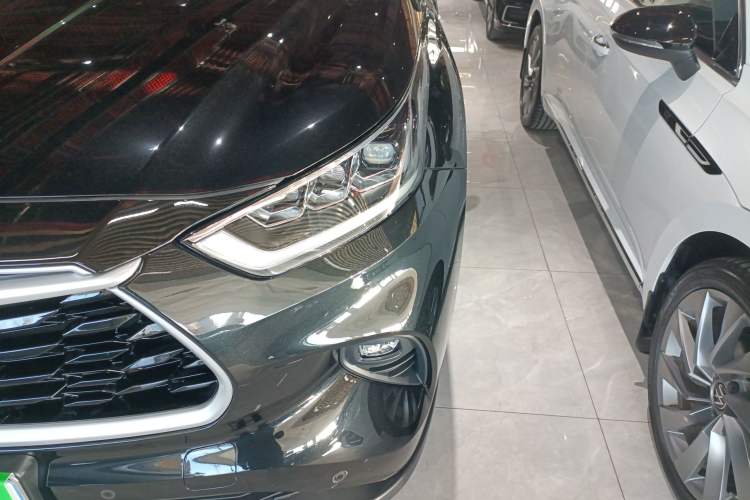 Used Toyota Highlander 2024 2.5L Smart Electric Hybrid Dual-Motor Two-Wheel-Drive Prestige Version 7 Seats
