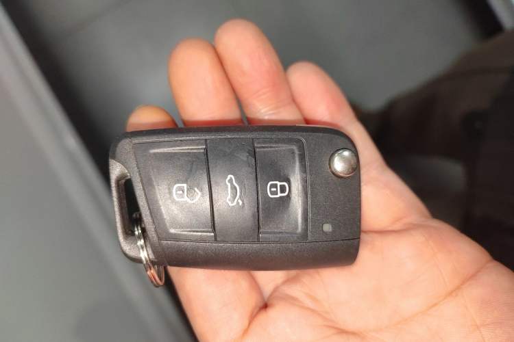 Used Skoda Octavia 2017 1.6L Automatic Smart Drive Edition
