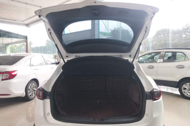 Used Mazda CX-4 2020 2.0L Automatic Two-Wheel Drive Blue Sky Luxury Edition
