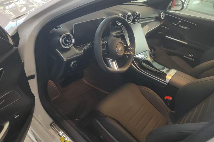 Used Mercedes-Benz C-Class 2024 Second Facelift C 260 L Sport Edition
