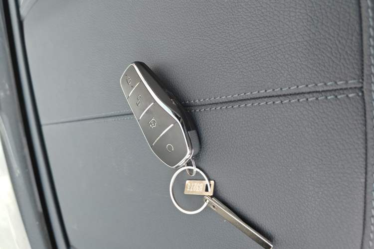 Used BYD Song PLUS New Energy 2023 Champion Edition DM-i 150KM Flagship PLUS 5G
