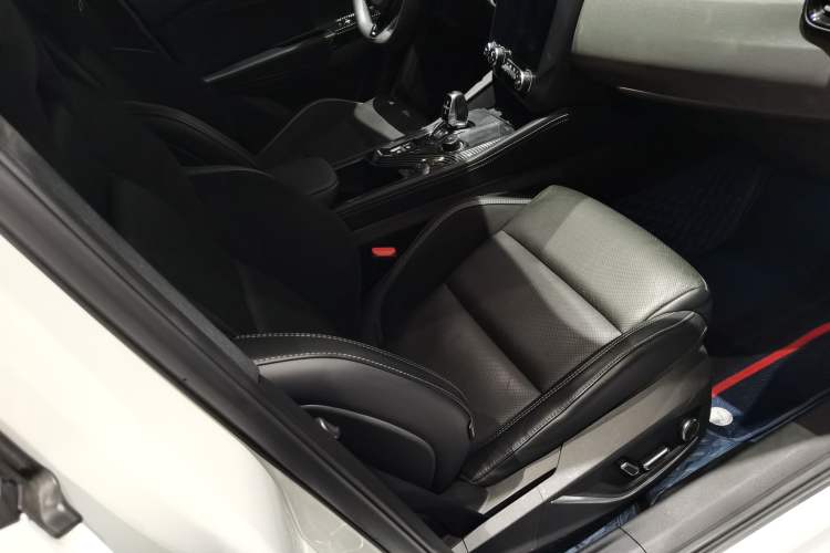 Used Lynk & Co 03 2022 1.5TD DCT JingPro