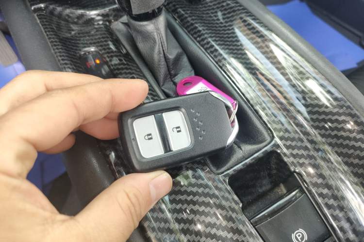 Used Honda Vezel 2019 1.5L CVT Luxury Model China V
