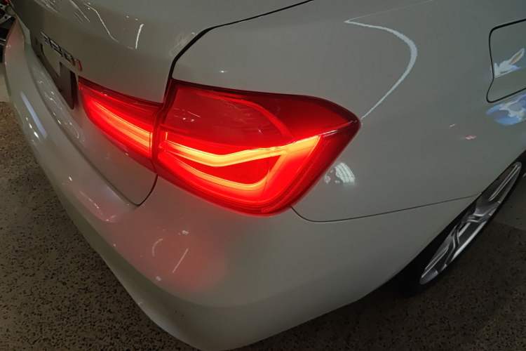 Used BMW 3 Series 2019 320i M Sport Package