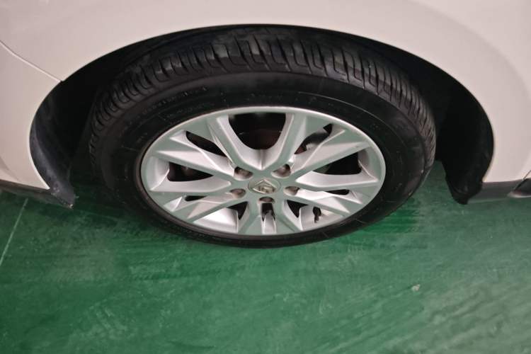 Used Baojun 730 2016 1.5L Manual Comfort Version 7 Seats China V Emission Standard
