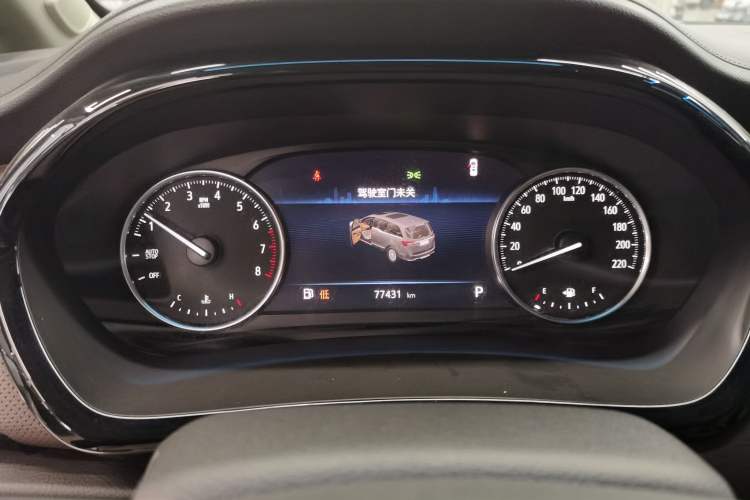 Used Buick GL8 2022 Land Cruiser Executive Class 652T Comfort Model
