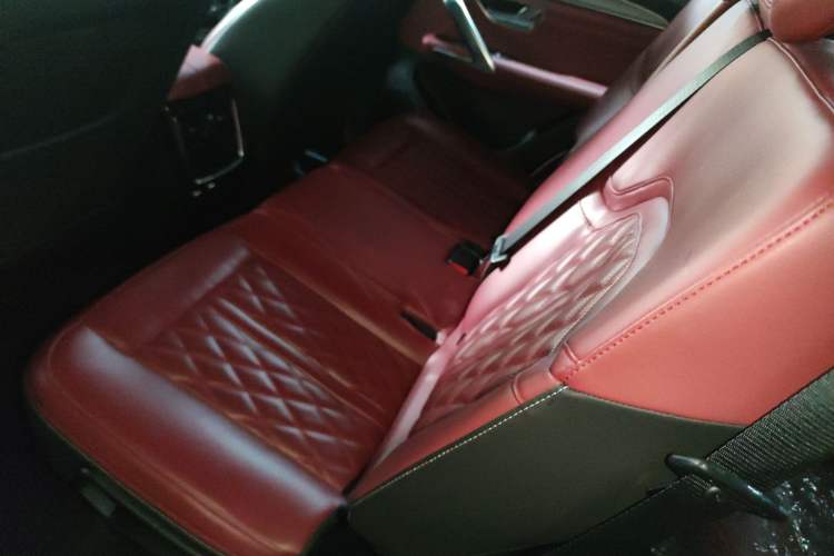 Used JETOUR X70 PLUS 2024 Champion Edition 1.5T DCT Champion MAX 7-Seater
