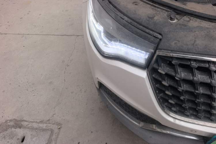 Used Zotye T700 2017 1.8T Dual-Clutch Luxury Model