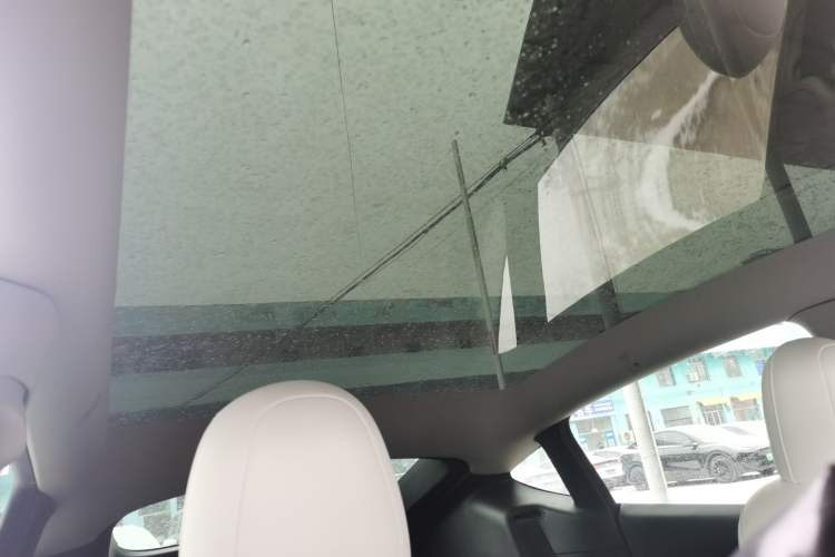 Used Tesla Model Y 2021 Long-Range All-Wheel-Drive Version 3D7
