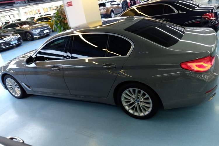 Used BMW 5 Series New Energy 2019 Updated Version 530Le Luxury Package